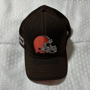 Cleveland Brown Soft Flex Football Cap